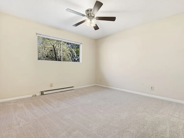6 Shepherd Ln #D — Photo 8