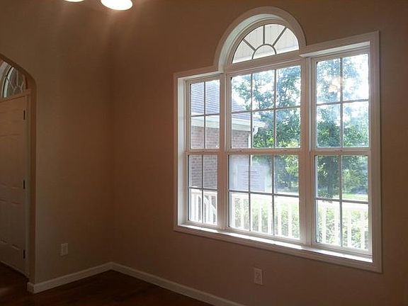 5th image of 282 Kimwood Dr