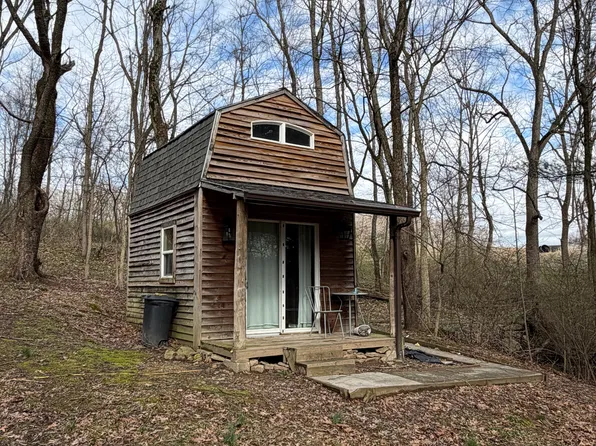 1524 W Pittsburgh St #2031-3, Scottdale, PA 15683