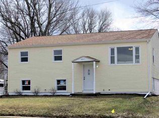 2311 W 46th St, Davenport, IA 52806