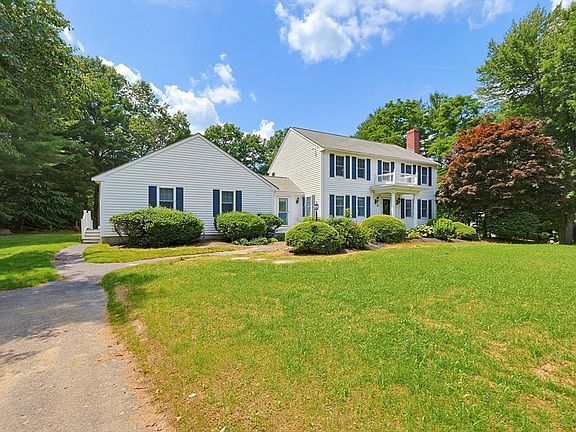 4th image of 9 Northville Ave