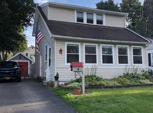 75 Falmouth St, Greece, NY