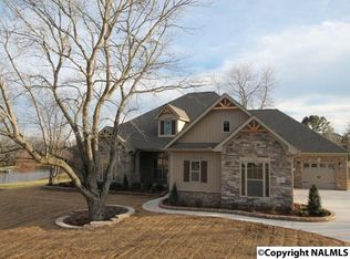 8484 Sedgebrook SE, Owens Cross Roads, AL 35763