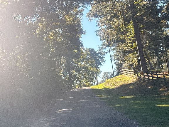 4th image of 350 Durand Rd