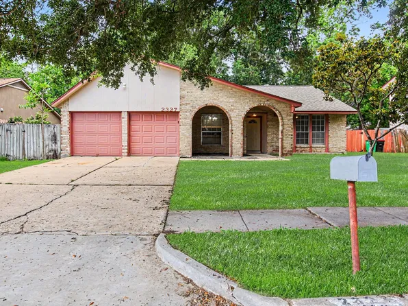 2327 N Spring Dr, Spring, TX 77373