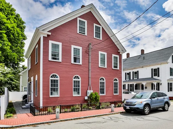 7 Hancock St #1, Newburyport, MA 01950