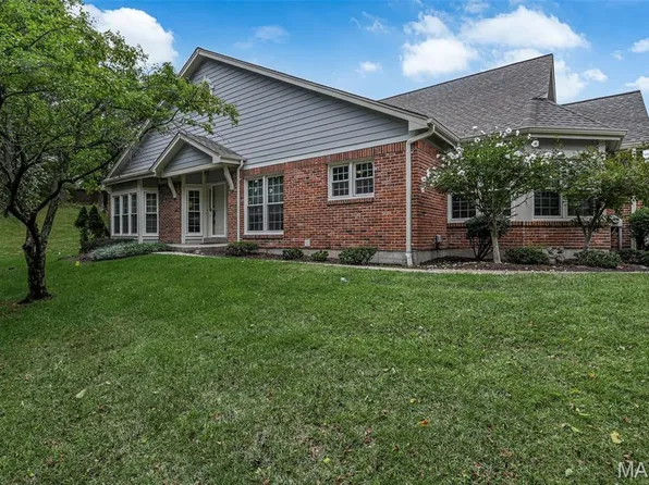 14008 Woods Mill Cove Dr, Chesterfield, MO 63017