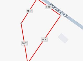 35 Pinewoods Rd, Lewiston, ME 04240