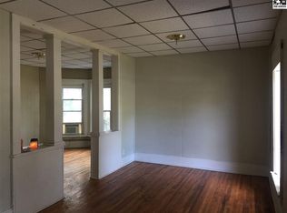221 E Main St APT 1, Sterling, KS 67579