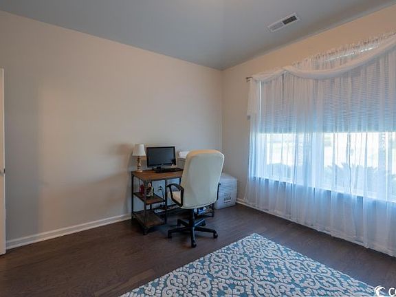 4th image of 1231 Camlet Ln