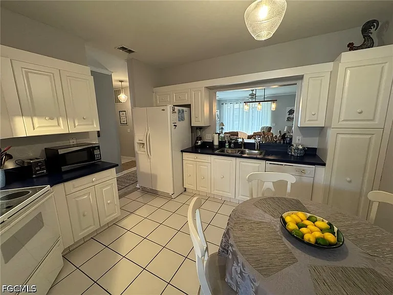 14980 Vista View Way #202 — Photo 8