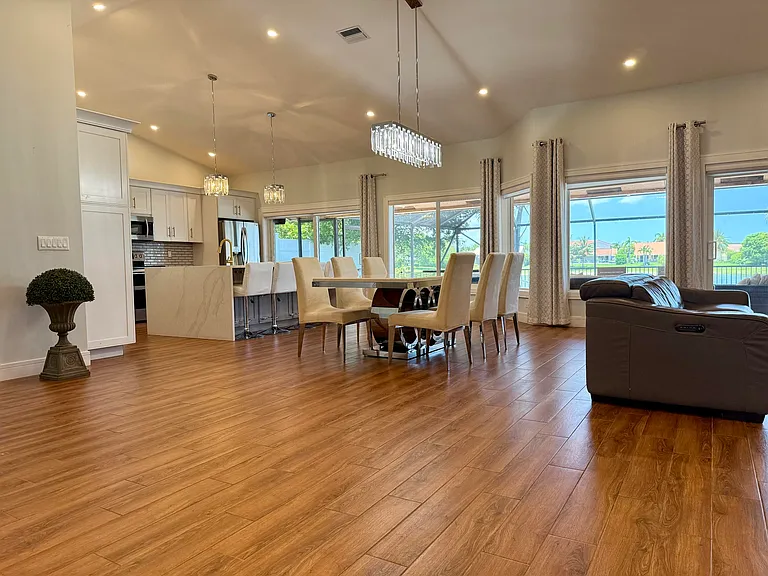 20725 Waters Edge Ct — Photo 9