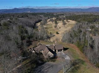 162 Old Rail Rd, Mount Airy, NC 27030