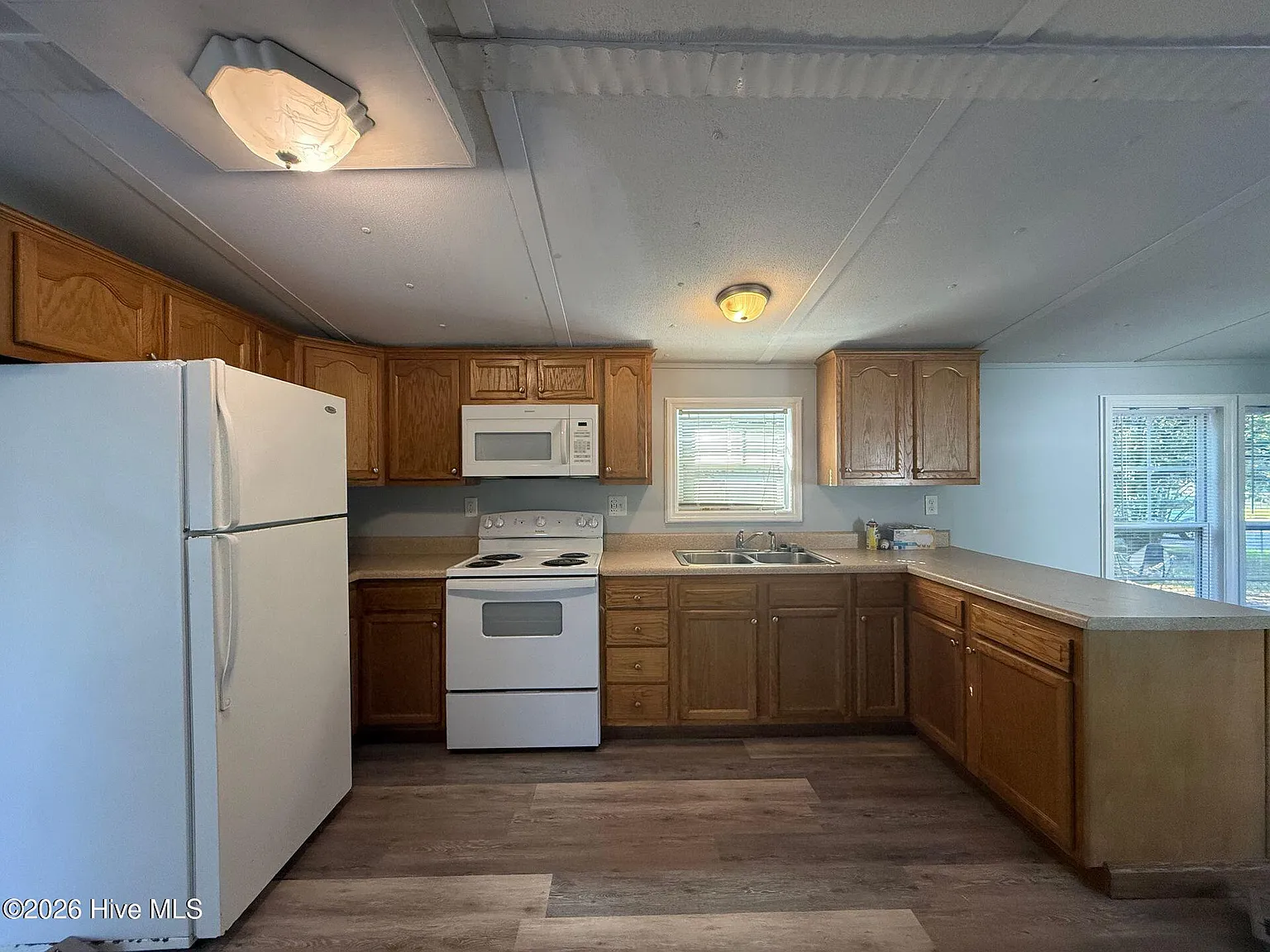 2 bed, 2.0 bath, $975 — Photo 3