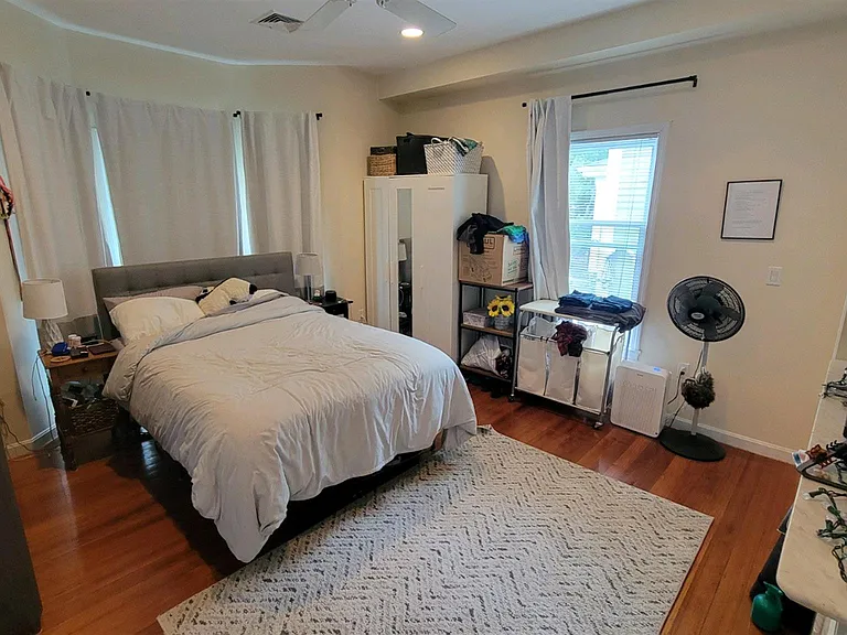 24 Tufts St #2 — Photo 6