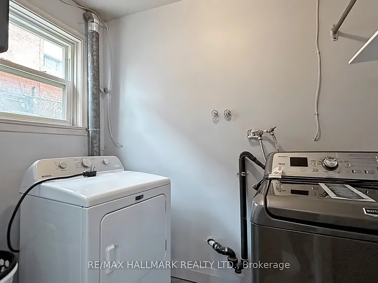 3572 Dufferin St #LOWER — Photo 21