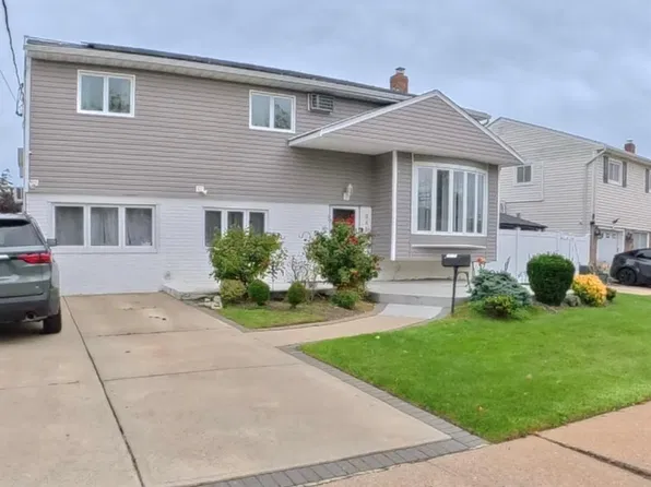 3437 Bertha Drive, Baldwin, NY 11510