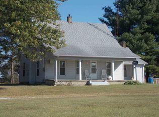 1614 Earl Rd, Mitchell, IN 47446