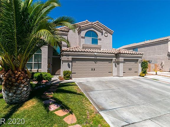 3rd image of 5409 Tourmaline St