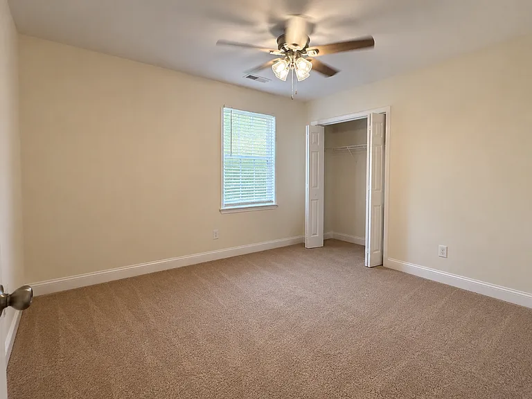 1808 Amberfield Dr — Photo 10