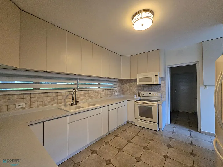 1 Urb Villas De Palma Oval — Photo 12