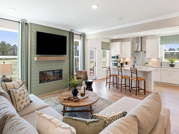 7th image of this home