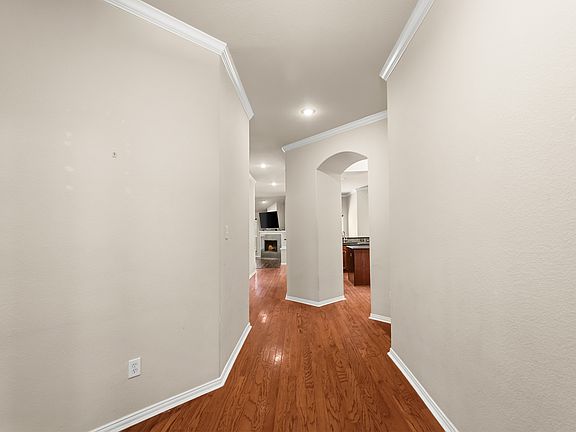 4th image of 8004 Heritage Palms Trl
