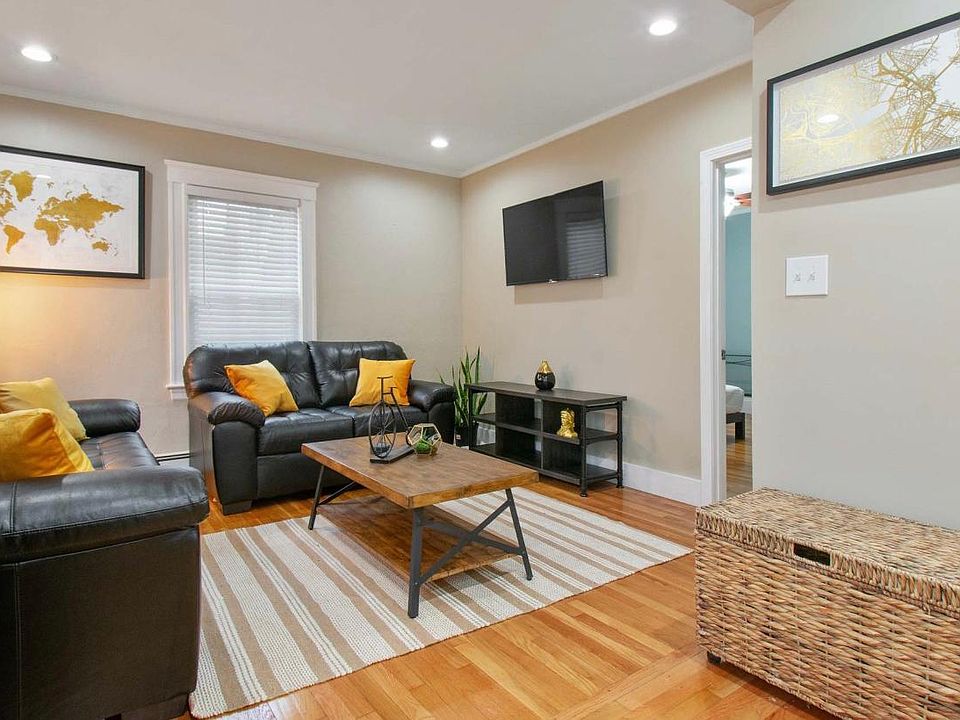 1st image of 226 Canal St #1
