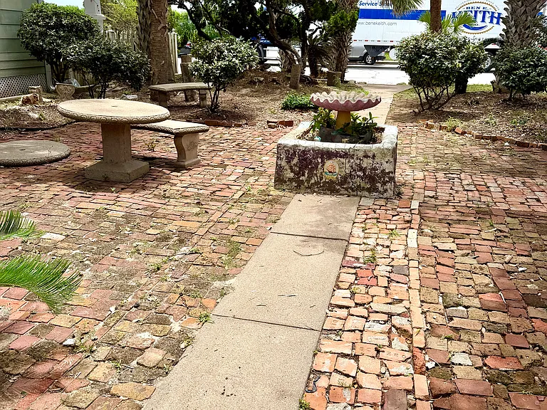 1916 Avenue P #4 — Photo 14