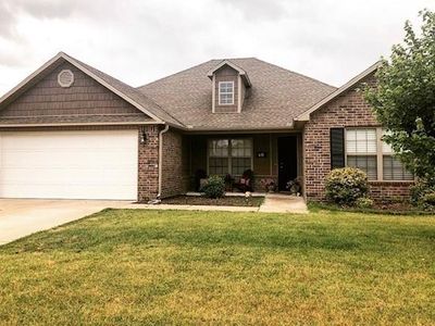 631 Spur Ln, Centerton, AR, 72719