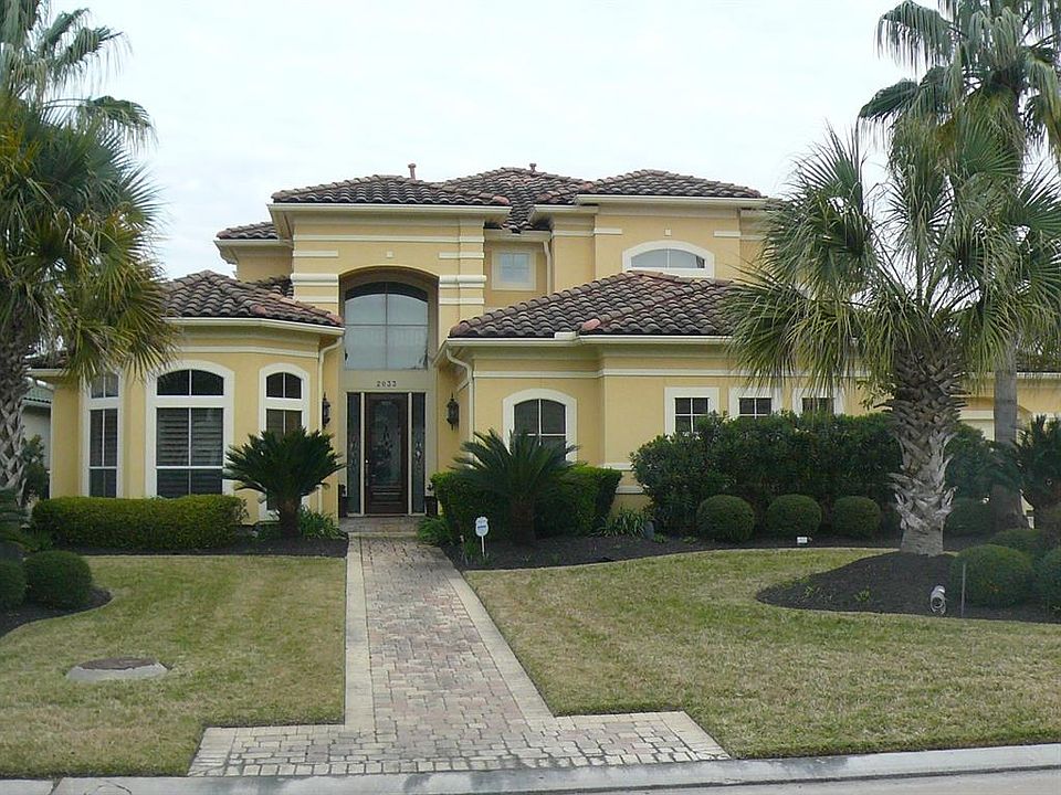 1st image of 2033 Diamond Springs Dr