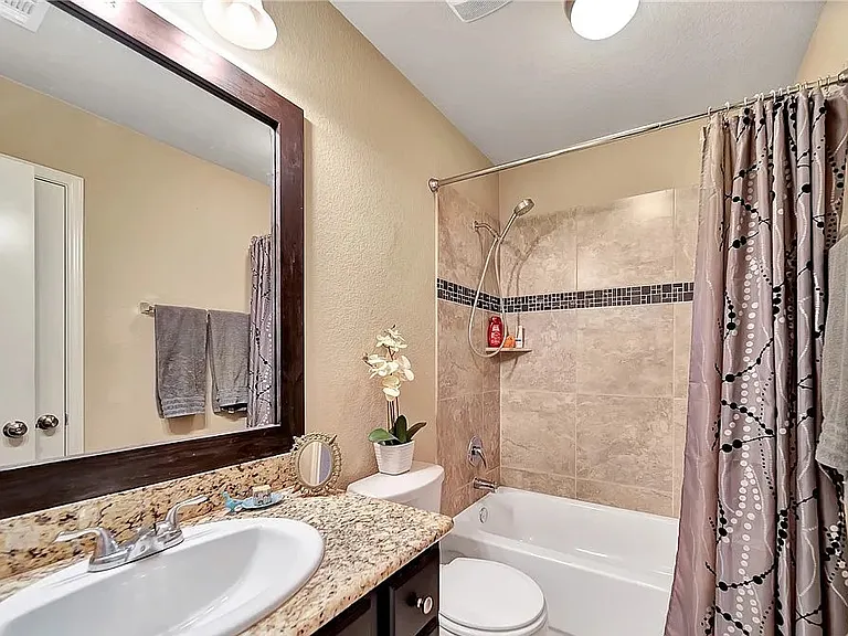 3701 Castleton Dr — Photo 18