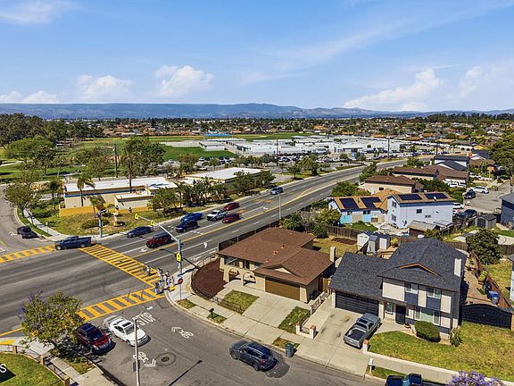 3rd image of 4230 Justin Way