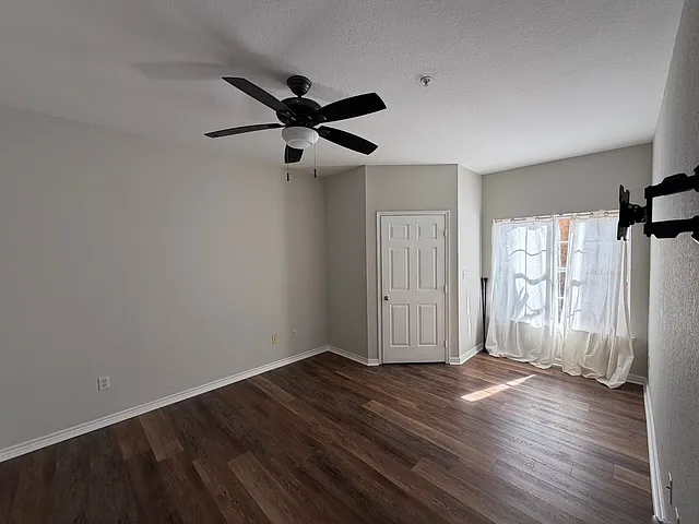 4306 Bayside Village Dr #1-102 — Photo 22