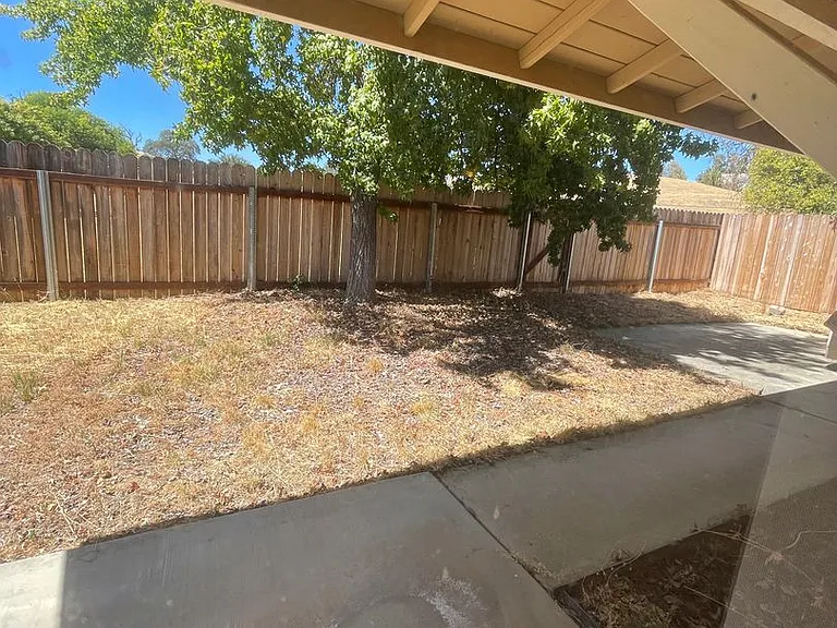 4929 Sparrow Hawk Ln — Photo 18
