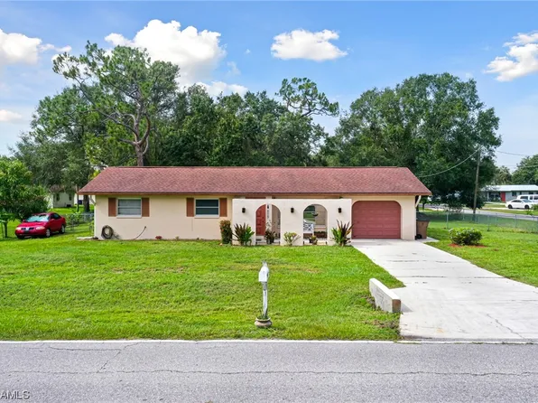 14207 Caribbean Blvd, Fort Myers, FL 33905