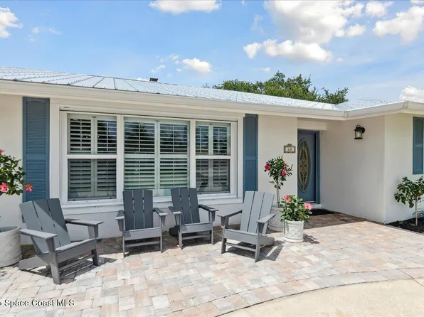 60 Alhambra Dr, Merritt Island, FL 32952