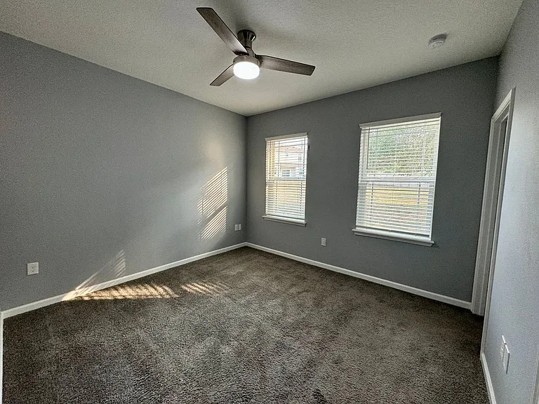 930 Lakefront Village Dr — Photo 11