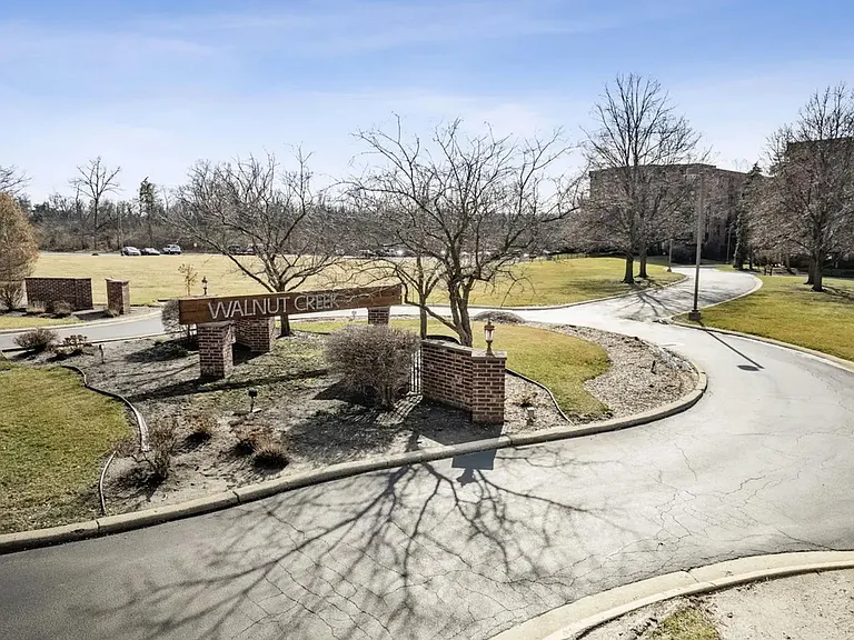 425 Walnut Creek Ln #1401 — Photo 15