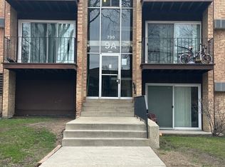 730 Hill Dr #9-205, Hoffman Estates, IL 60169