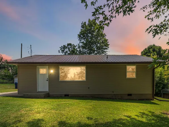 5213 Beechwood Dr, Somerset, KY 42501