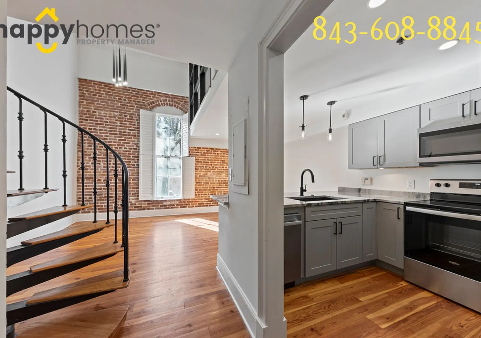 Charming 2/1 loft-style condo in the heart of Historic Downtown Charleston! — Photo 1