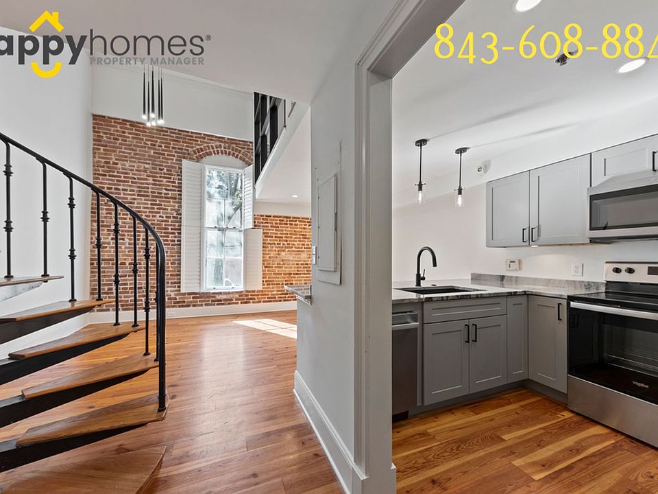 1st image of 377 King St #201