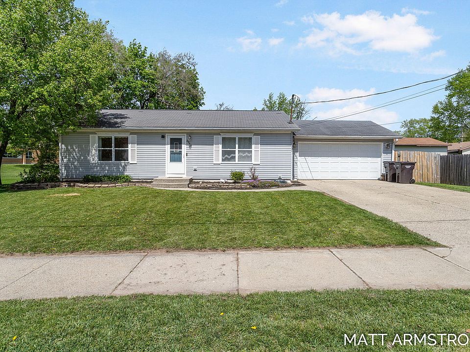 1st image of 3341 30th St SW