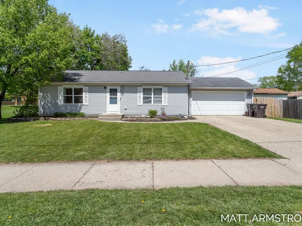 3341 30th St SW, Grandville, MI 49418