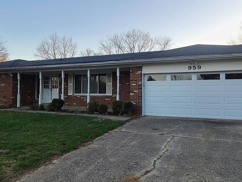 1st image of 959 Lloyd Ct