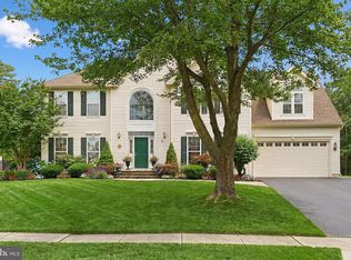 27 Penn Pl, Forked River, NJ 08731