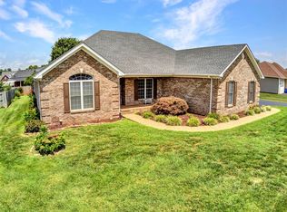 636 Rough Cir, Bowling Green, KY 42104