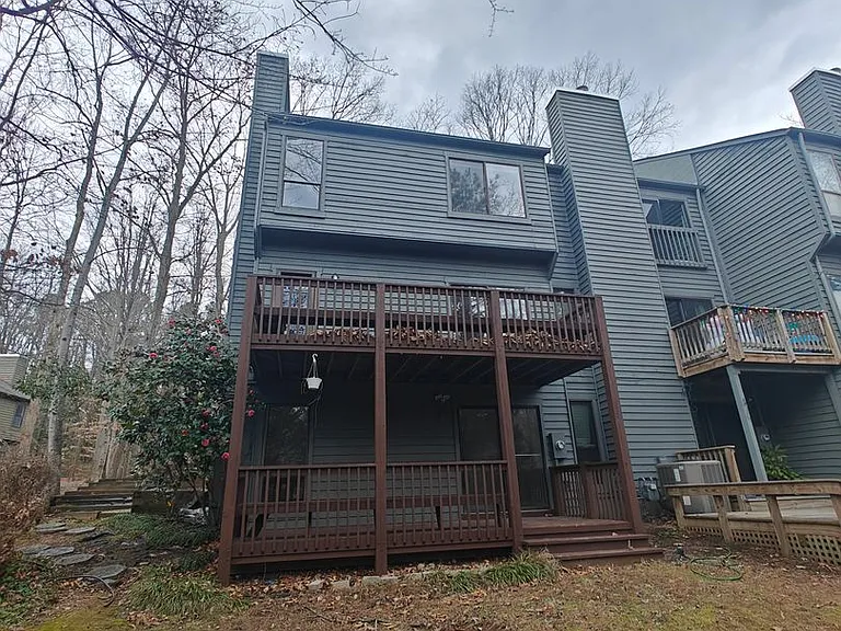 9523 Groundhog Dr — Photo 3