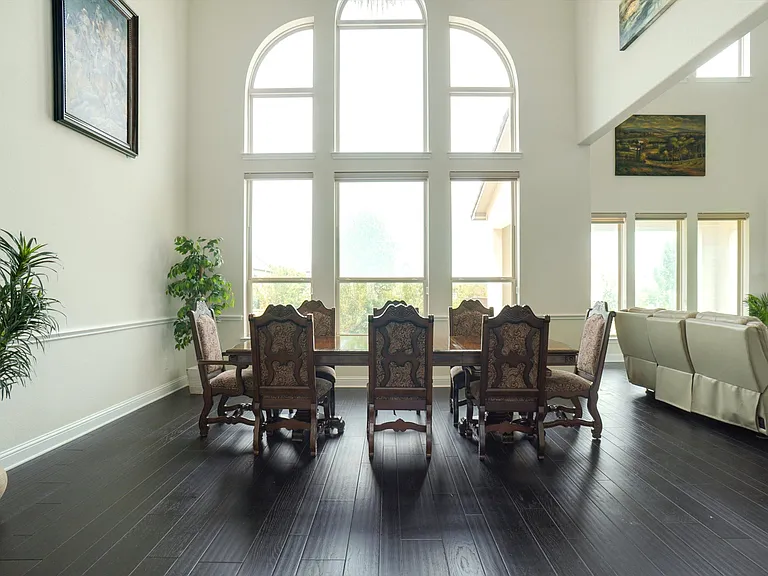 2404 Palmetto Way — Photo 3